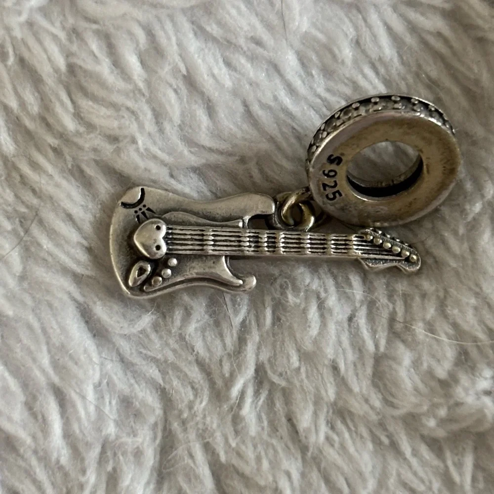 N/A sterling silver